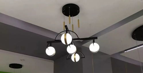 木林森灯具 让家里的温暖流动起来